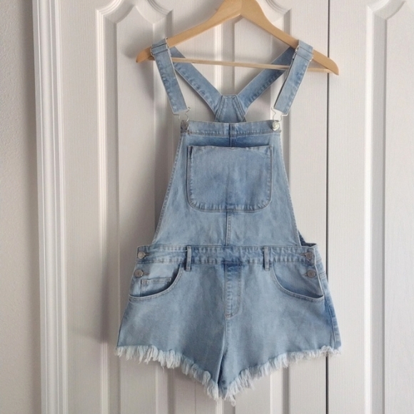 Forever 21 Cut Offs Denim Overalls Coveralls Chambray High Rise Frayed Shortalls - Picture 2 of 10